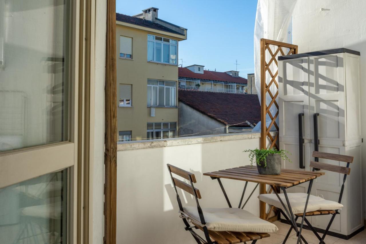 Toc-Toc Apartment A 10 Min Dall'Ospedale Maria Vittoria Turin Exterior foto